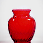 Cranberry-Wirbel-Glaskunstvase 6,5 Zoll