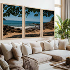 Rocky Beach Midday Shade Triptych – Ruhige Küsten-Wandkunst