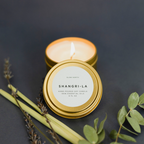 Shangri‑La Reisekerze – Eukalyptus, Lavendel & Zitronengras