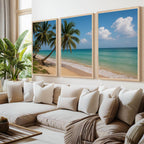 Tropisches Palmenstrand Triptychon Wandkunst – Blauer Himmel & Meerblick
